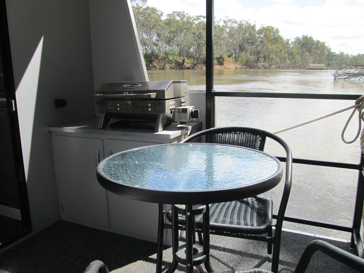 Moama On Murray Houseboats エクステリア 写真