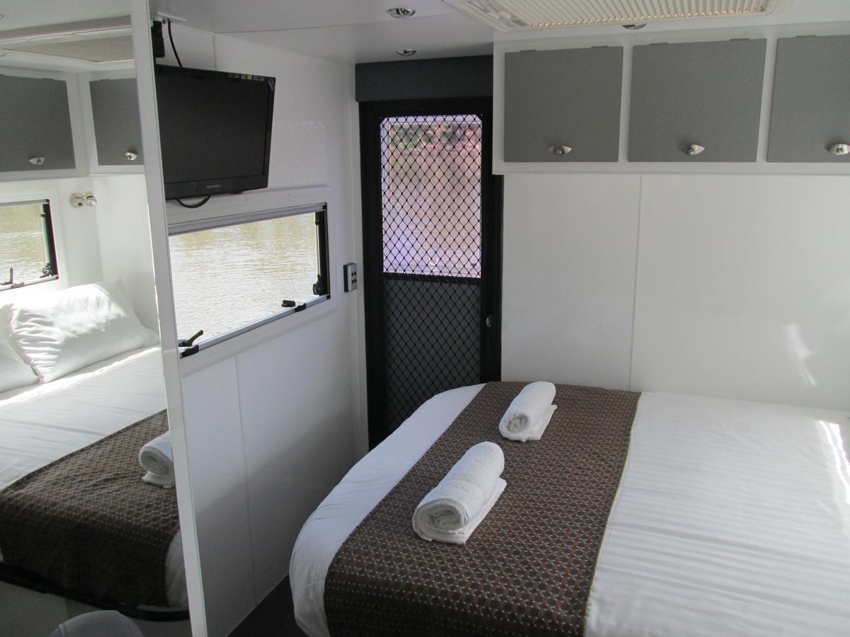 Moama On Murray Houseboats エクステリア 写真